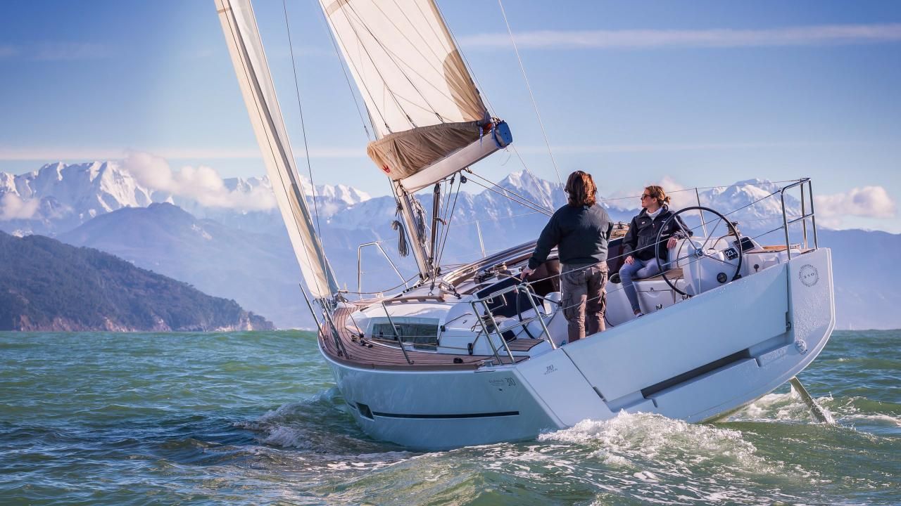 velero 30 pies Dufour Grand Large 310
