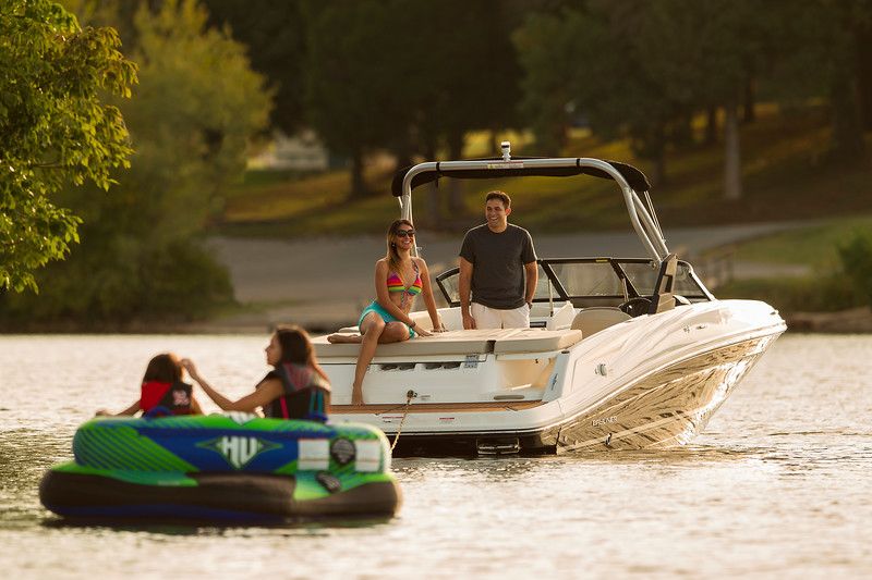 Bayliner VR5 Bowrider deportes acuaticos