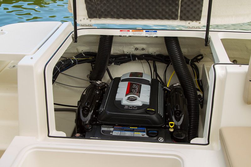 Bayliner VR5 Bowrider motor intraborda