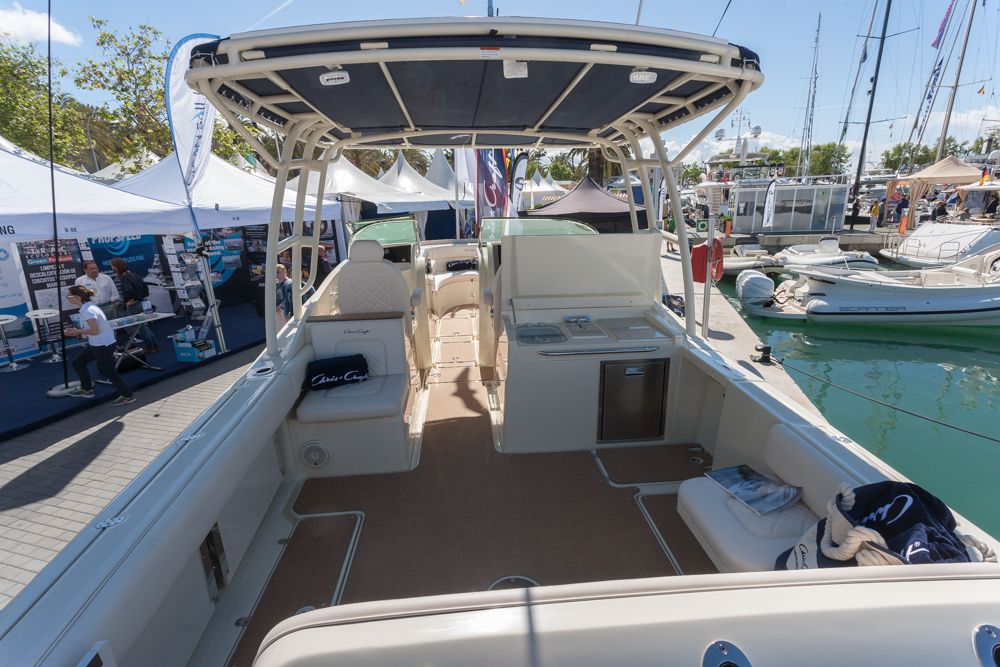 Chris-Craft Calypso 30 bañera