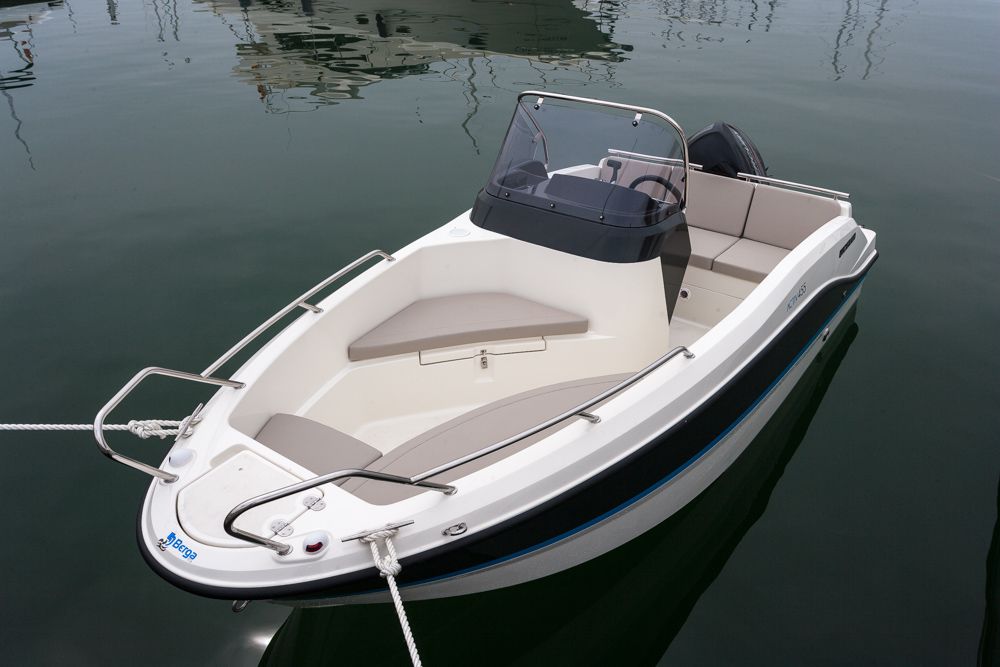 Quicksilver Activ 455 Open - bañera