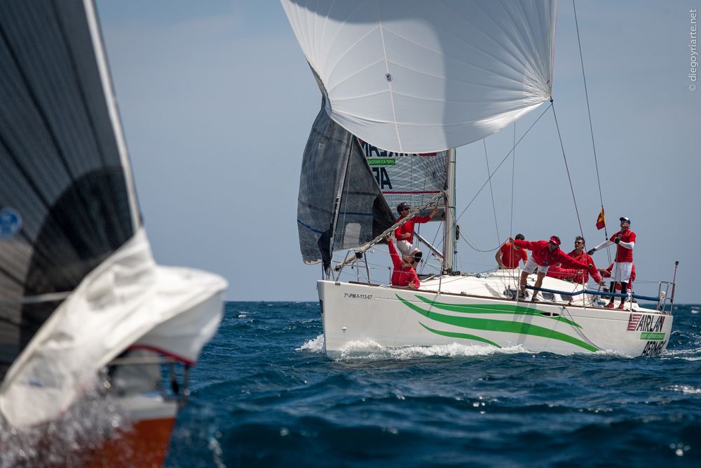crucero-regata tripulación