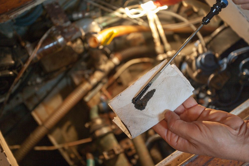 Mantenimiento de motor: cambio de aceite y filtro