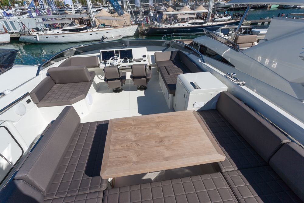 yate Prestige 680
