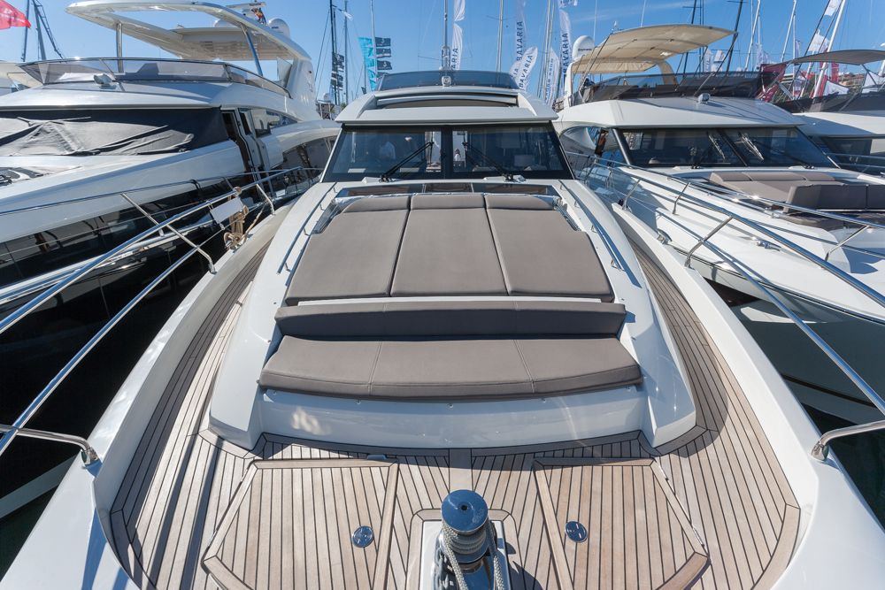 yate Prestige 680
