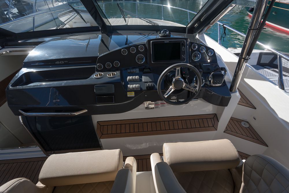 Crucero a motor Absolute 40 STL