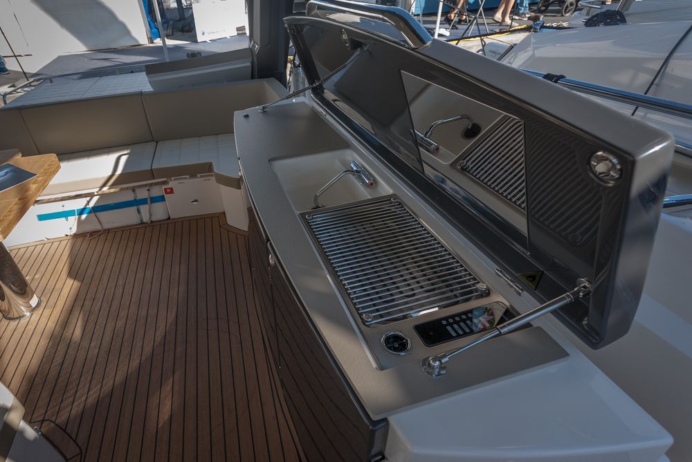 Crucero a motor Absolute 40 STL