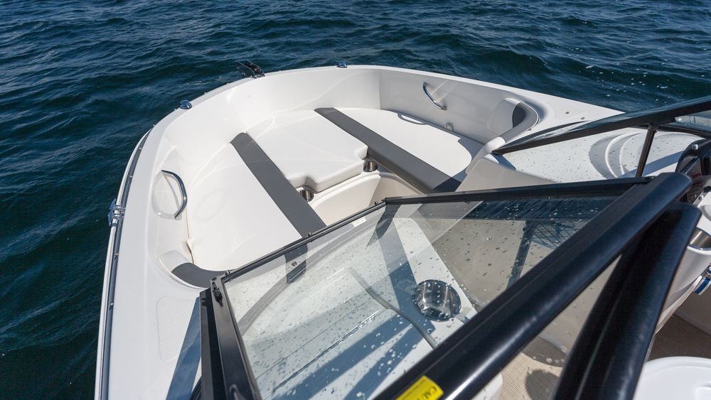Prueba Bayliner E7 Prueba Bayliner E7 proa abierta