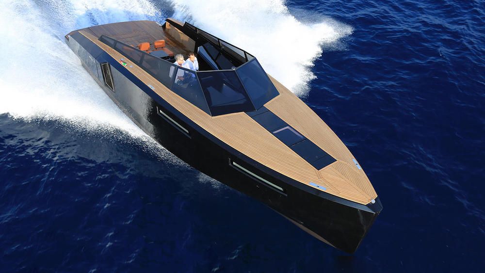 EVO yachts 43 navegando