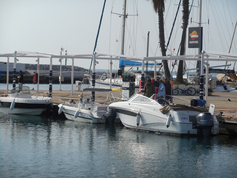 barco combustible invernaje