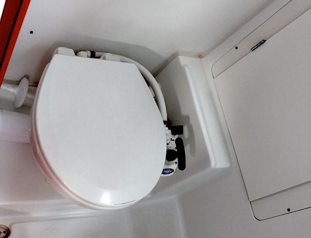 La limpieza del baño ayudará más a nuestra economía y a evitarnos un mal momento, que a nuestra higiene.