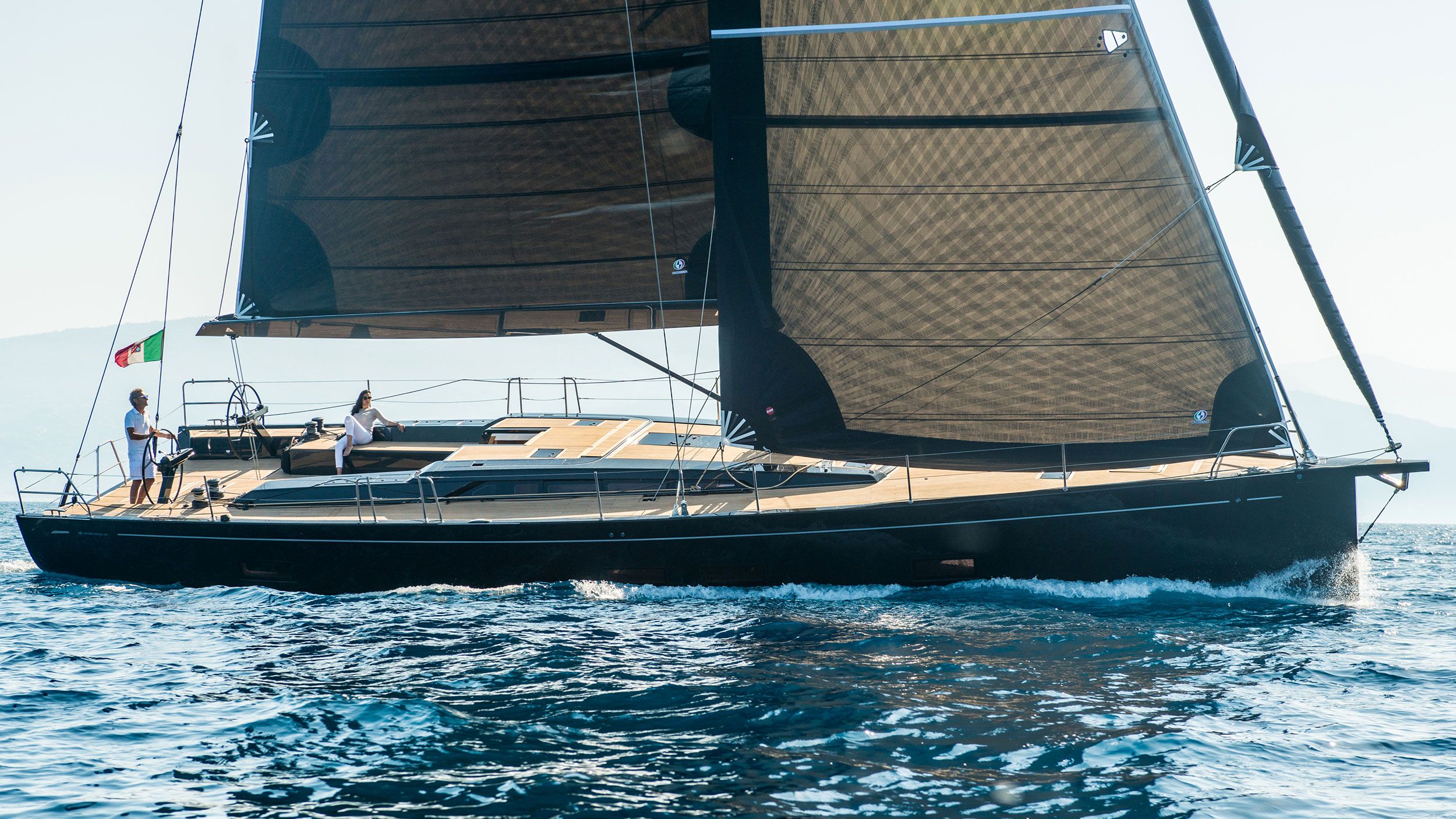 Grand Soleil 58