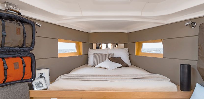 Beneteau Oceanis 38 camarote maletas Longchamp Beneteau Oceanis 38 camarote maletas Longchamp