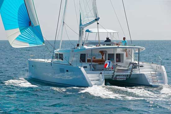 lagoon450-sailing2 lagoon450-sailing2