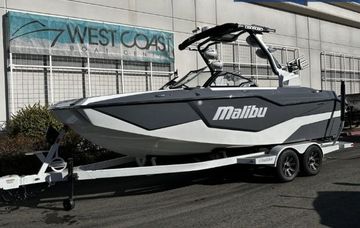 2025 Malibu M230