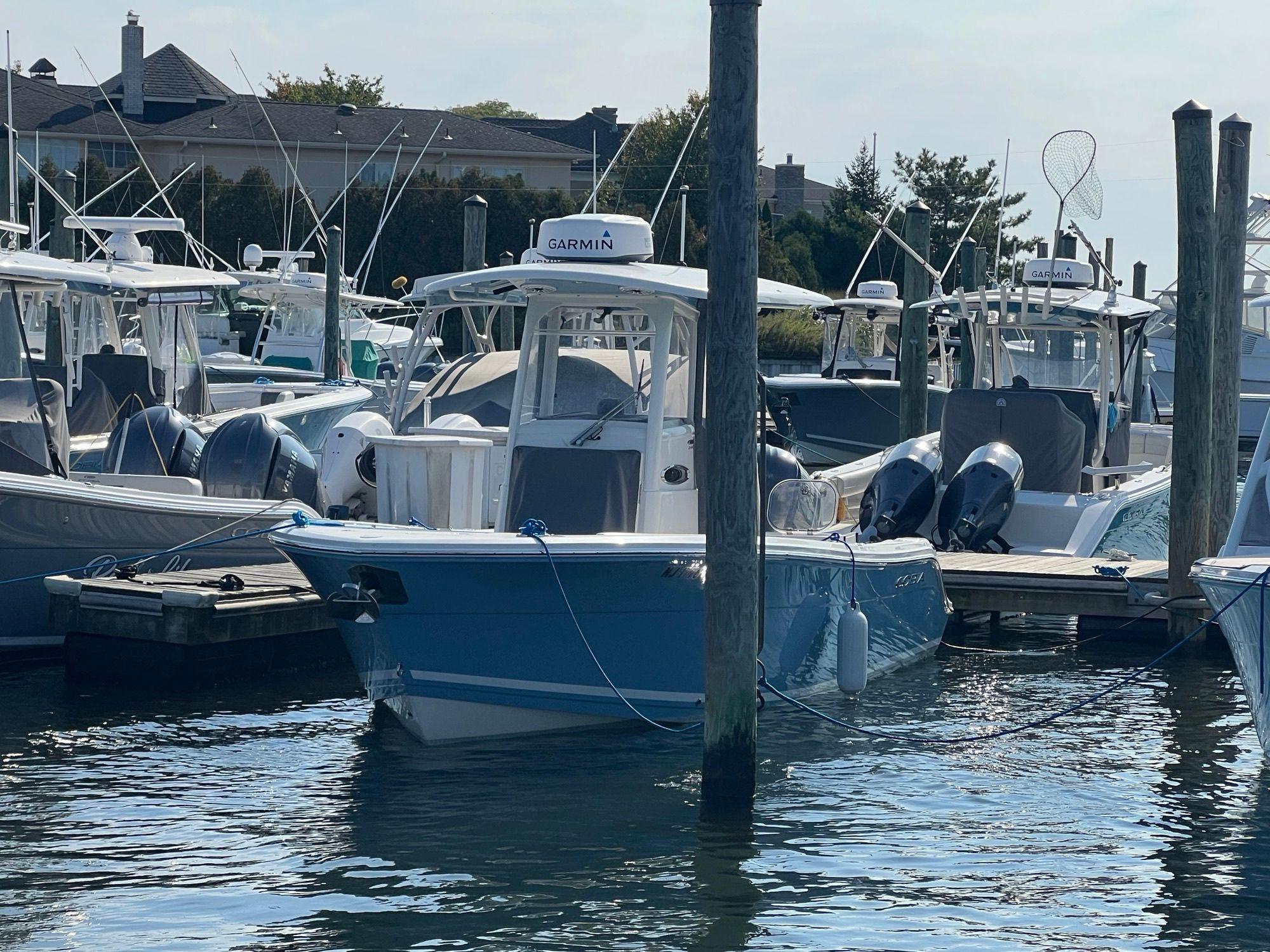Cobia 240 CC 2020 COBIA 240 CC - Image 1