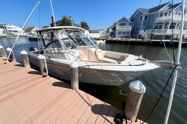 2013 Grady-White Freedom 275
