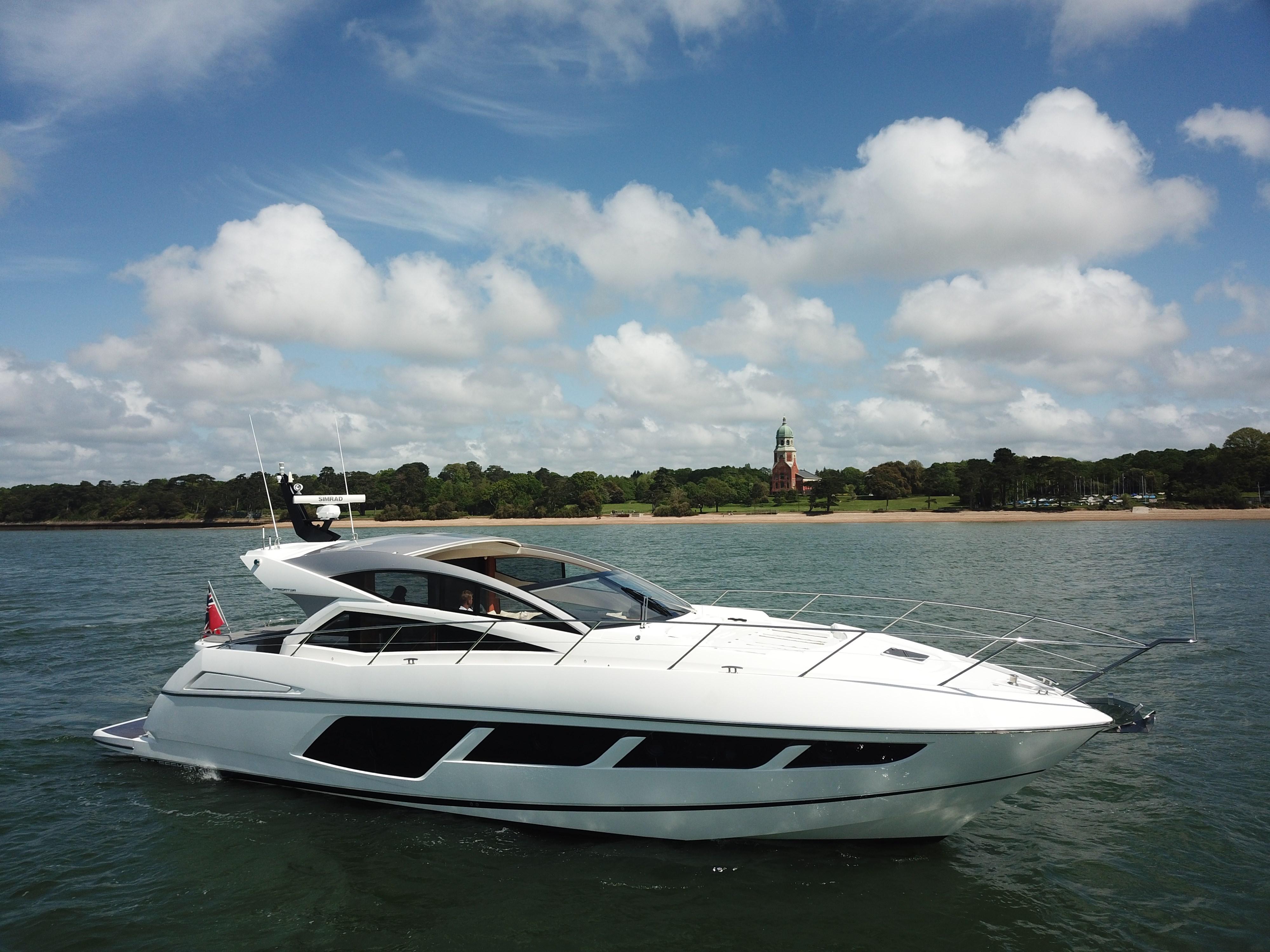 2016 Sunseeker Predator 57