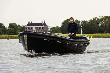 2021 Stormer 60 Lifeboat