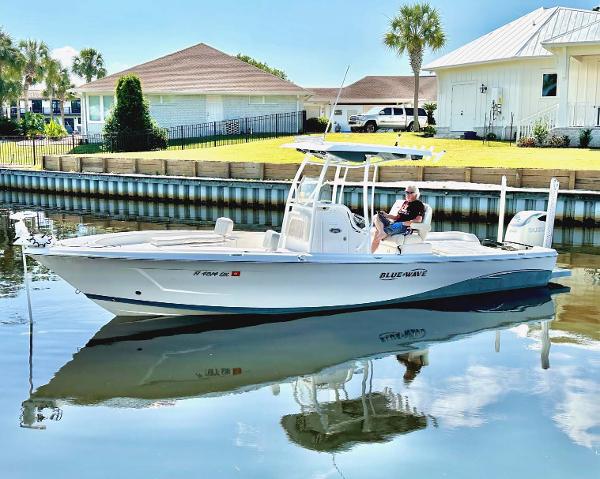 2020 Blue Wave 2800 Pure Hybrid