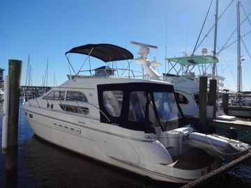 1999 Sealine F44