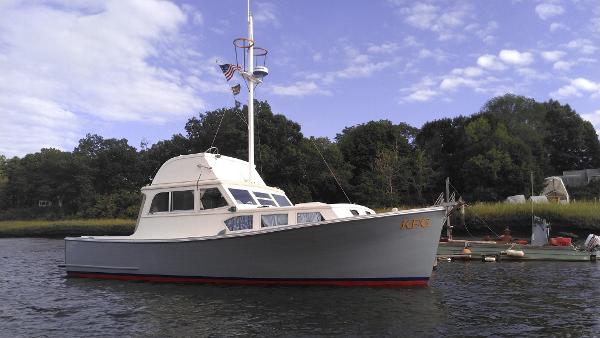 1965 Downeast Bert Frost Flybridge Cruiser