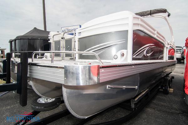 JC NEPTOON 27 TT SPORT 2023 JC NEPTOON 27 TT SPORT pontoon boat on trailer.