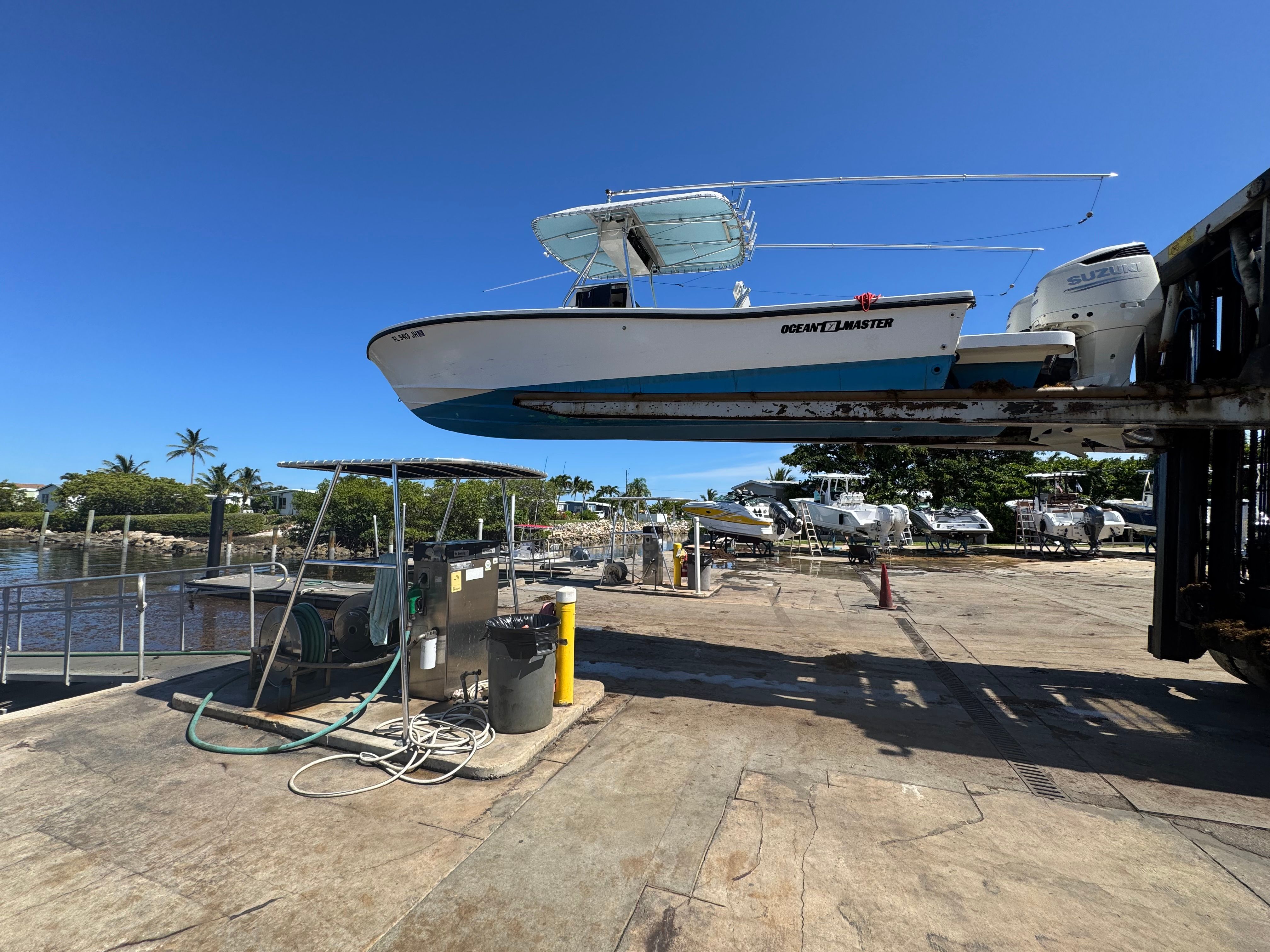 1995 Ocean Master 27