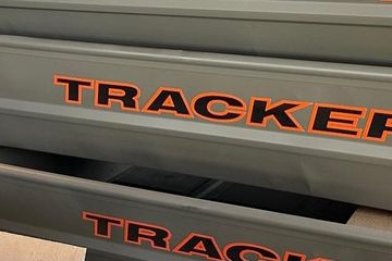 2026 Tracker Grizzly 14 Jon