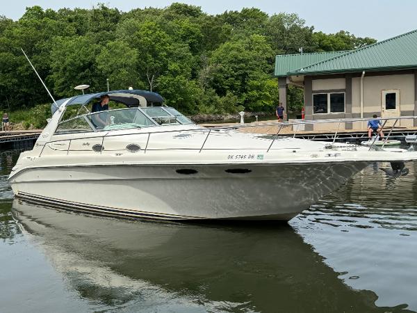 1998 Sea Ray 330 Sundancer