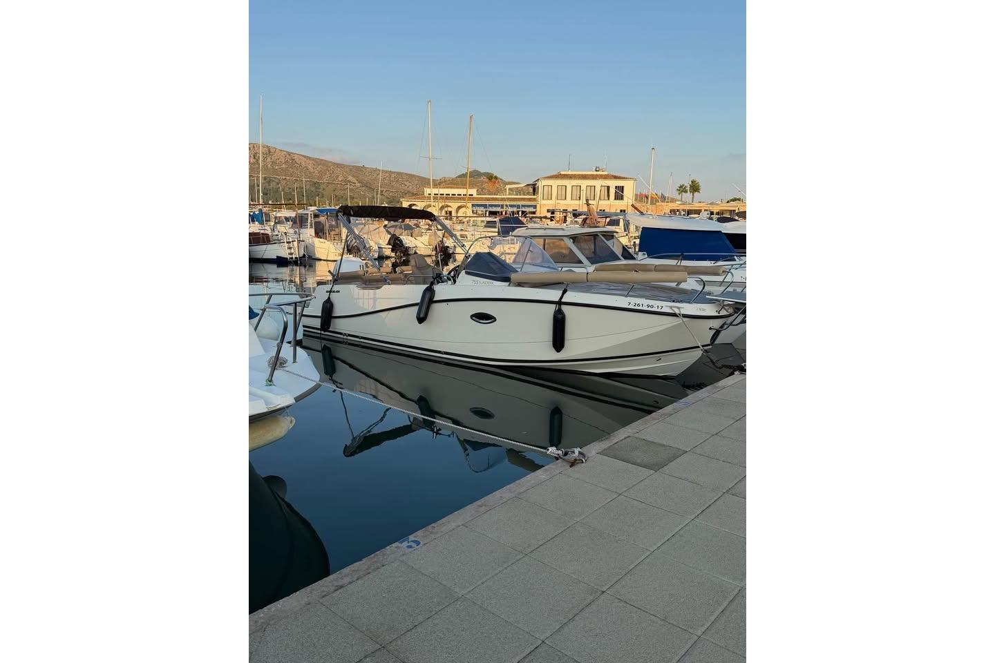 2017 Quicksilver Active 755 Sundeck