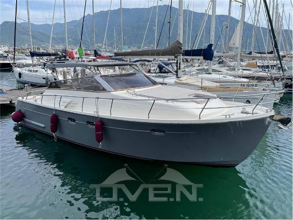 Cantieri Estensi 380 america