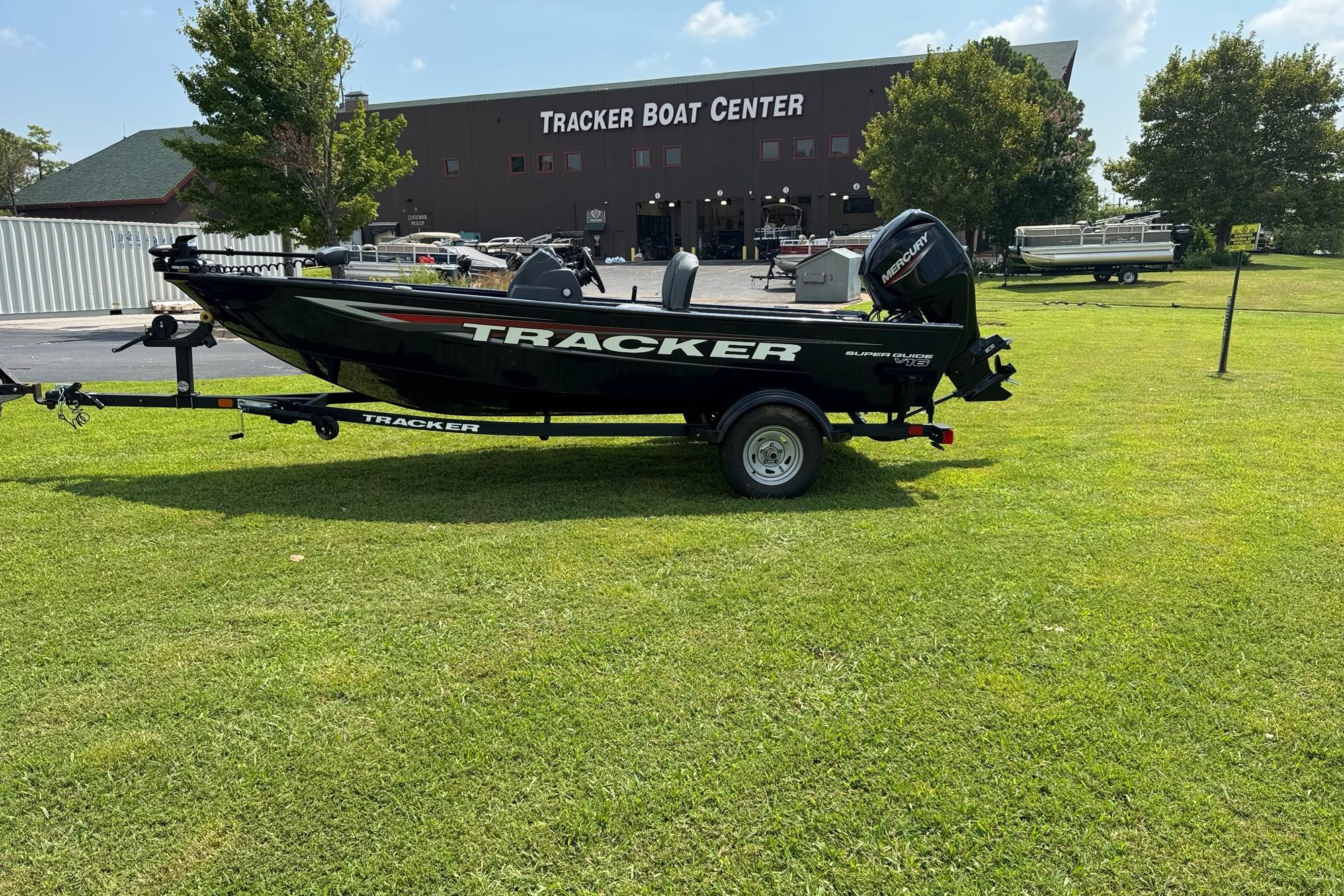 2026 Tracker Super Guide V-16 SC