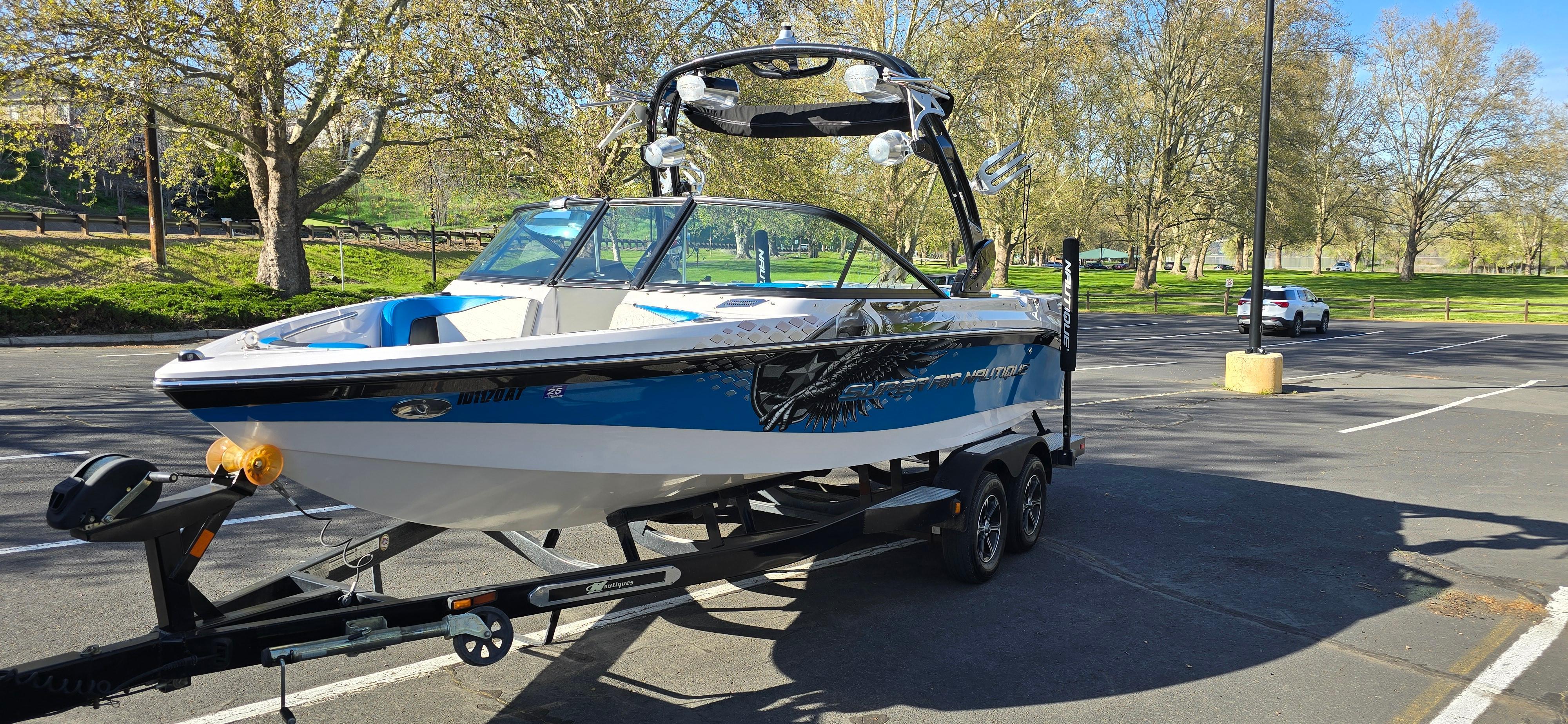 2011 Correct Craft Super Air Nautique 210TE