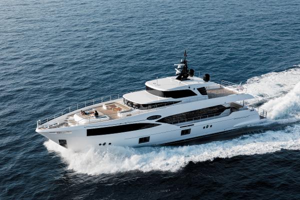 2025 Majesty 100