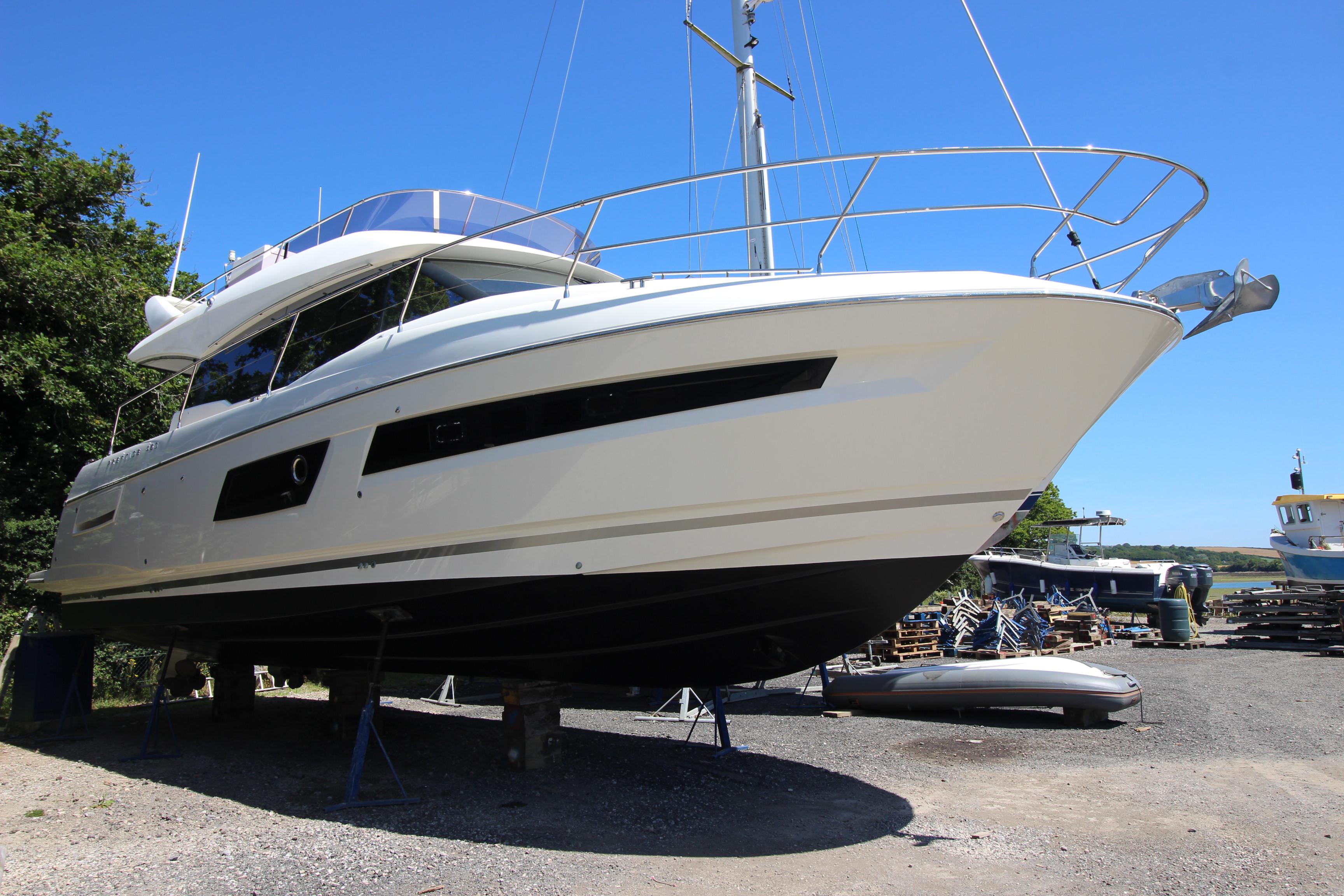 2019 Prestige 460