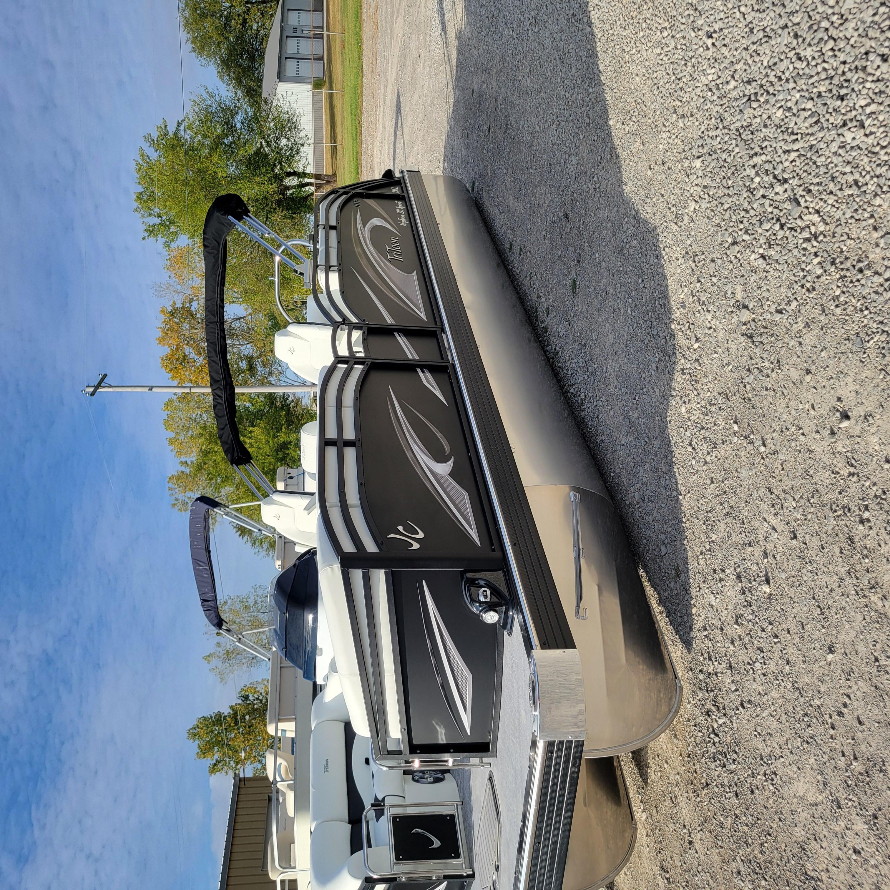 2025 JC NepToon 23TT Sport
