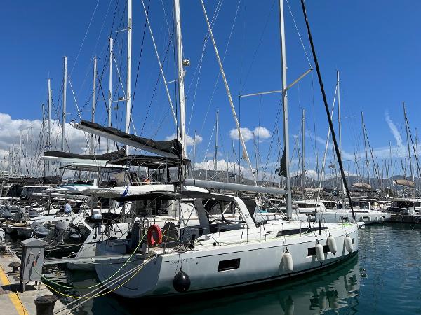 2018 Beneteau Oceanis 51.1