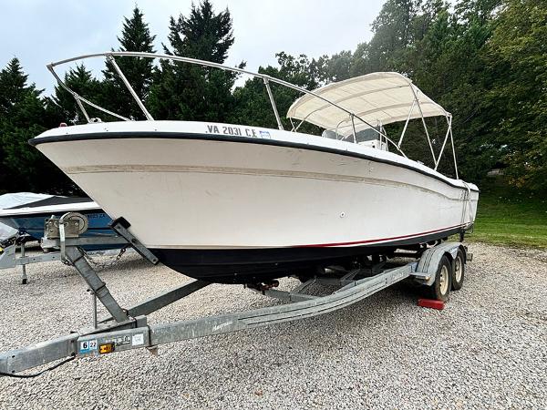 1985 Grady-White 24 Fisherman