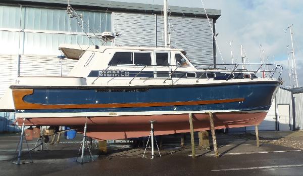 Aquastar Ocean Ranger 38 Aft Cockpit Freshly polished