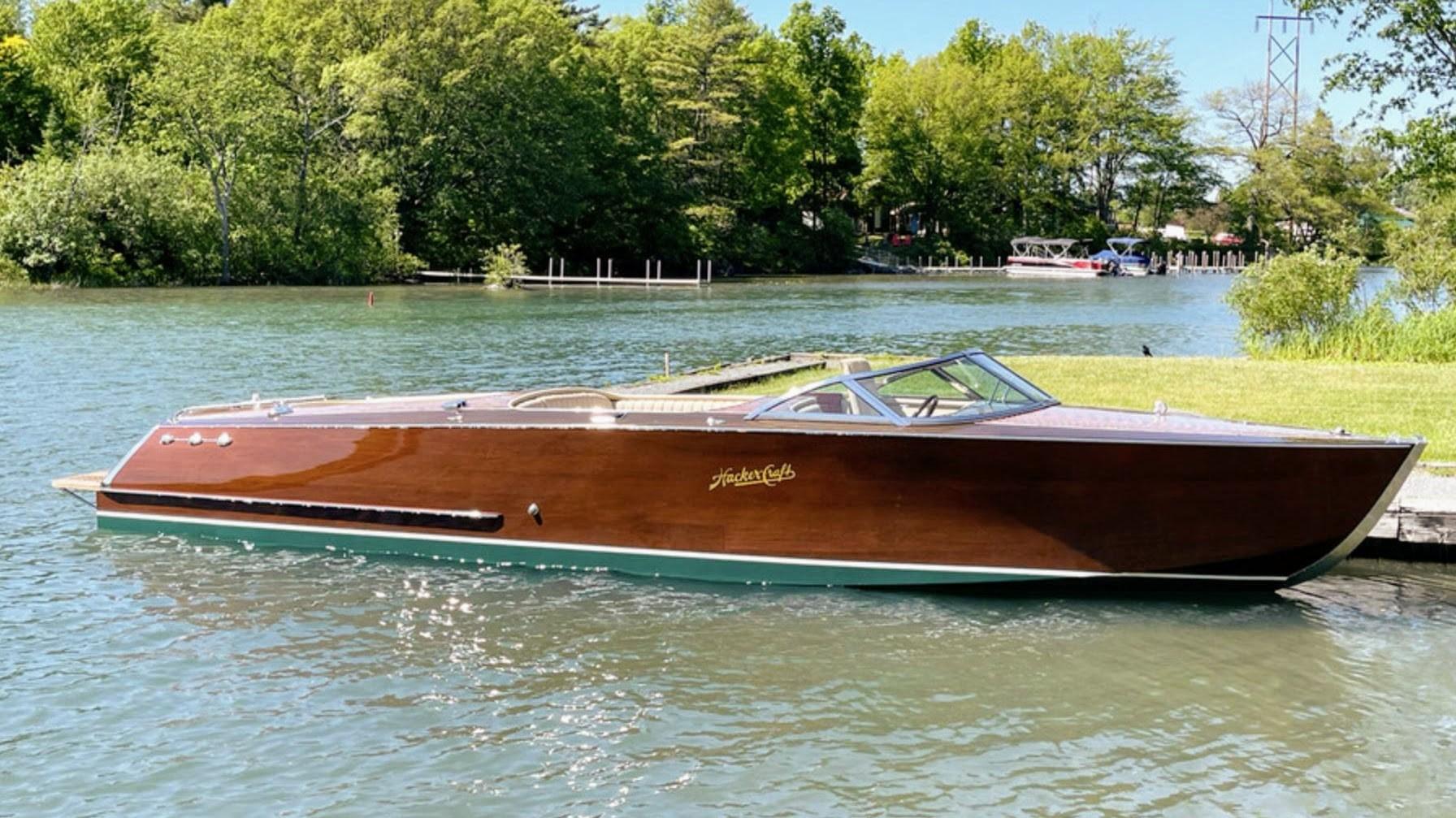 2010 Hacker-Craft 30 Sport