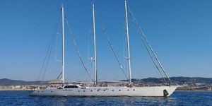 CMN CMN 39 Modern Schooner Three-masted CMN 39 Modern Schooner sailing on calm waters, 1994 model.