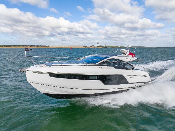 2025 Fairline Targa 40