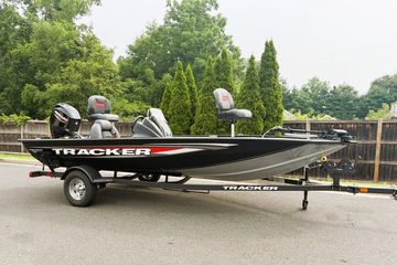 2026 Tracker Pro Team 175
