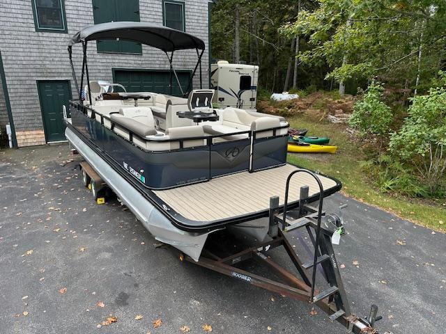 2023 Avalon Venture Cruise 2380