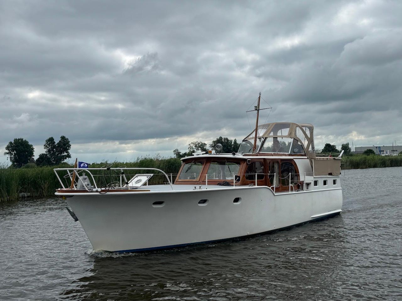 Super Van Craft 1160