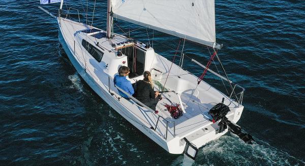 Beneteau First 24 New Beneteau FIRST 24