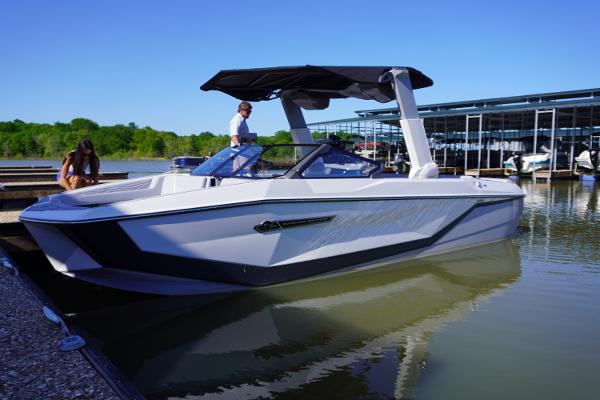 Nautique Super Air Nautique G25 2025 Nautique Super Air Nautique G25 boat docked on a sunny day.