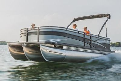 Crestliner 220 Rally DX CS Boat
