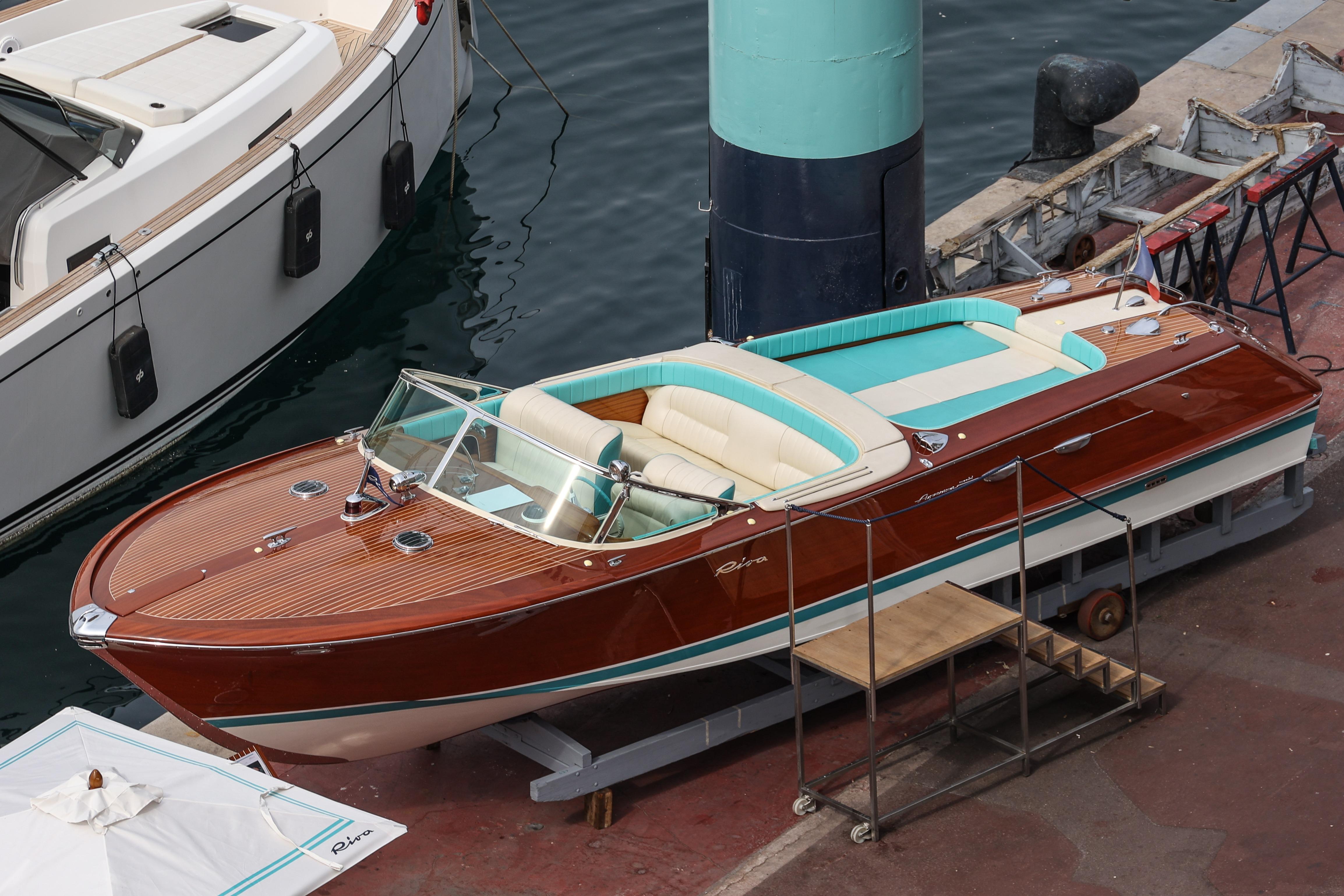 1974 Riva Aquarama Special